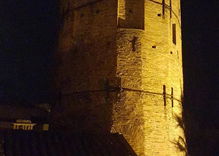 Casa di Leo e Vale